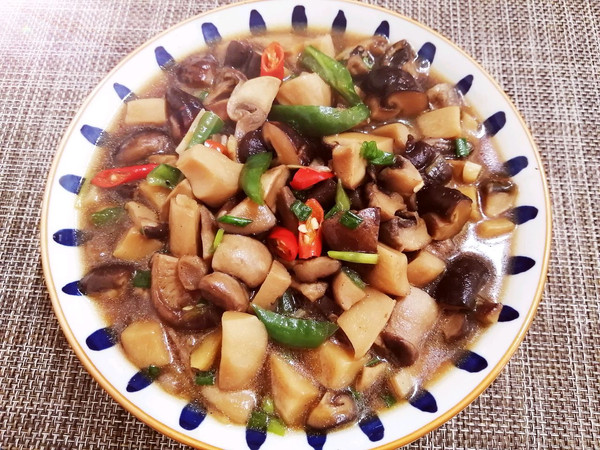 冬日里的开胃下饭菜——香辣什锦菌菇