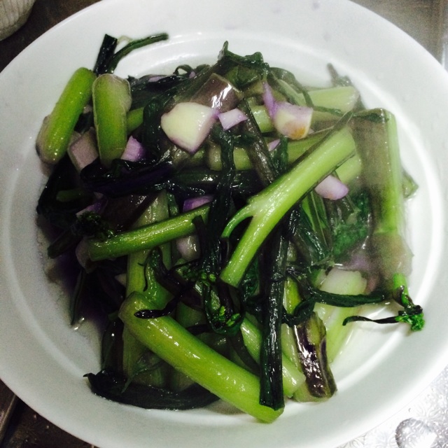 清炒红菜苔