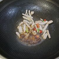 芹菜粉条炒肉的做法图解7