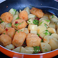 土豆焖豆腐的做法图解8