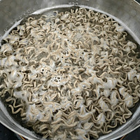 #夏日餐桌降温企划#捞汁荞麦面的做法图解2