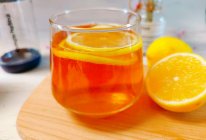 快乐的一天：橙汁+柠檬红茶气泡水的做法