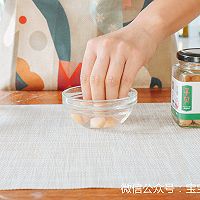 蛋黄翡翠面片汤-宝宝辅食的做法图解5
