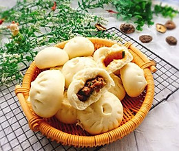 #精品菜谱挑战赛#香菇大肉包的做法