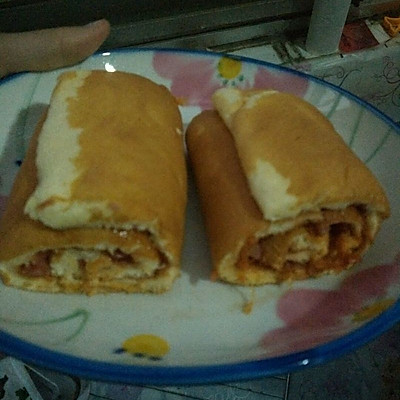 肉松火腿蛋糕卷