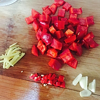红烧金边鲳鱼的做法图解3