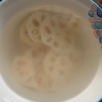 糖醋藕片的做法图解2