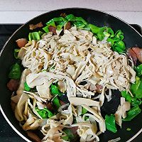 腊肉炒笋丝的做法图解5