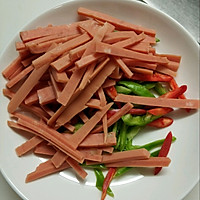 火腿炒扁豆的做法图解3