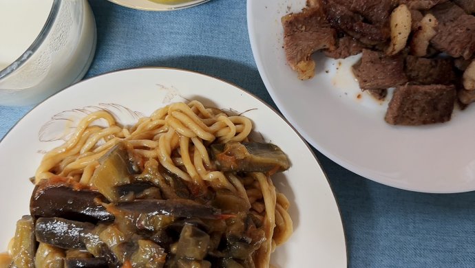 茄子焖面