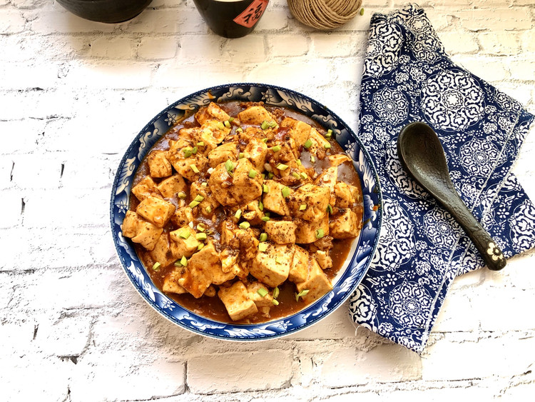 麻婆豆腐这么做，滑嫩入味真下饭的做法