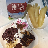 牛奶红豆炖花胶（补血养颜糖水）的做法图解2