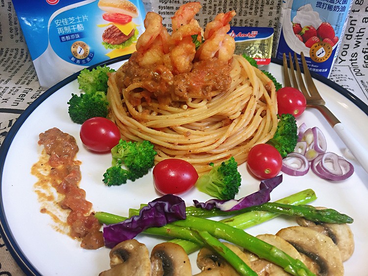 鲜虾肉酱意大利面的做法