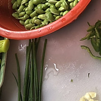 毛豆炒梭子蟹的做法图解3