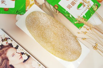 细腻湿润，不塌陷不开裂的轻乳酪蛋糕