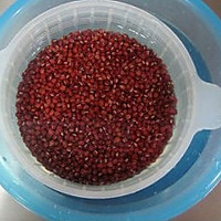 自制蜜红豆的做法图解1