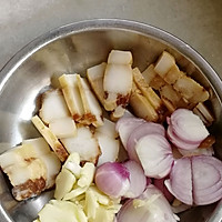 腊肉炆柚子皮的做法图解7