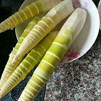 竹笋烧肉的做法图解1