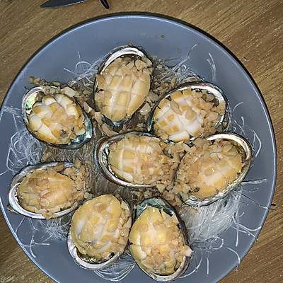 蒜蓉粉丝蒸鲍鱼