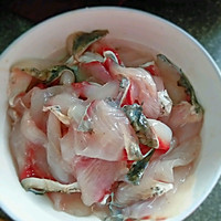 生滚鱼肉片的做法图解2