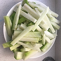 萝卜粉条肉的做法图解2