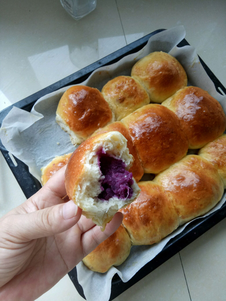 香香的紫薯面包的做法
