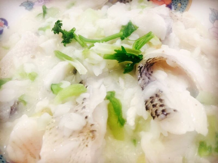 广式生滚鱼片粥的做法