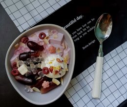 紫薯奶冻波波希腊酸奶碗。的做法