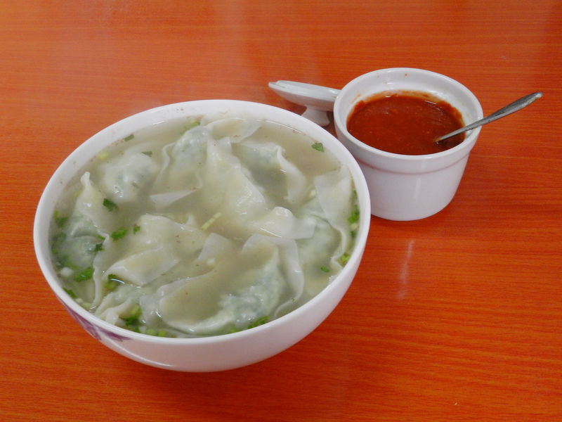 上海风情的菜肉大馄饨