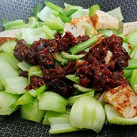 香菇肉酱辣油菜的做法图解3