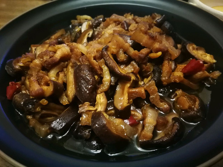 香菇卤肉饭 肥而不腻的做法