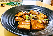 #名厨汁味正当夏#咸鲜可口~葱烧豆腐的做法