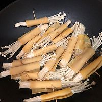 #尽享安心亲子食刻#鸡汁金针菇豆皮卷的做法图解6
