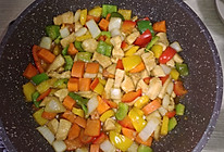 蔬菜炒鸡丁的做法