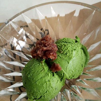 浓郁抹茶冰淇淋