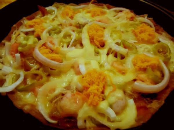 紫薯鲜虾肉松披萨