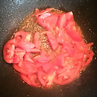 西红柿蘑菇汤的做法图解1