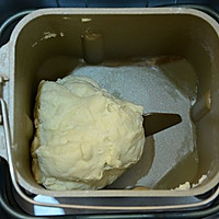 面包机做面包的方法（中种北海道吐司）的做法图解2