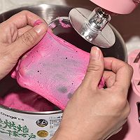 #安佳儿童创意料理#火龙果软欧的做法图解3