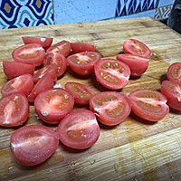 #有球必IN 圣诞鲜吃#番茄玉米沙拉的做法图解3