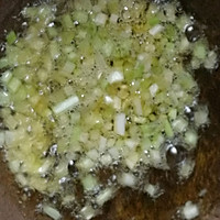 油泼香椿的做法图解5