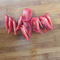#爽口凉菜，开胃一夏！#凉拌番茄莴笋的做法图解3