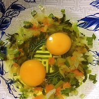 #黄河路美食#菠菜鸡蛋饼的做法图解3