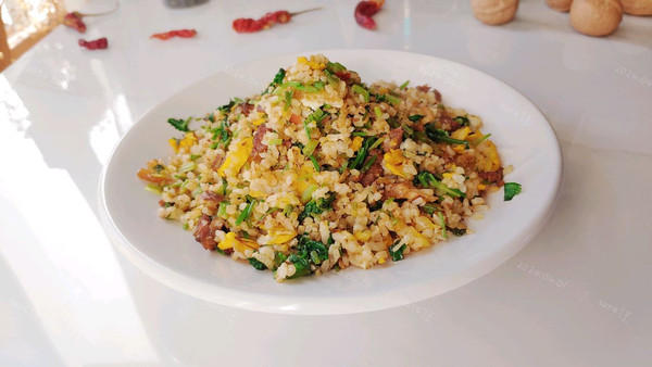 柿肉酱菜蛋炒饭