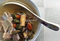 铁皮石斛排骨煲汤的做法
