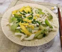 #未来航天员-健康吃蛋#夏日必吃快手菜～鸡蛋菌菇炒丝瓜的做法