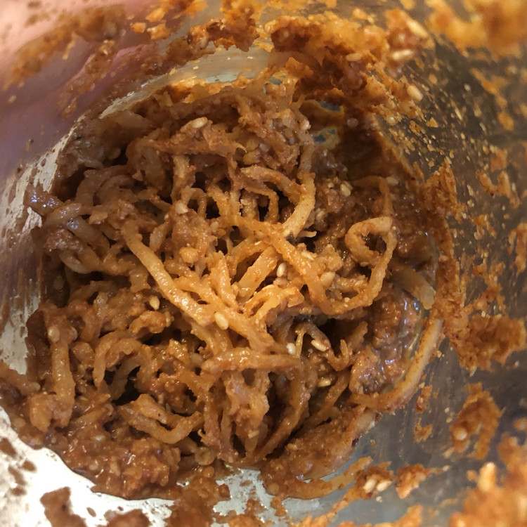 东北咸菜~拌萝卜丝的做法
