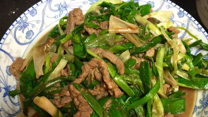 大蒜炒牛肉丝