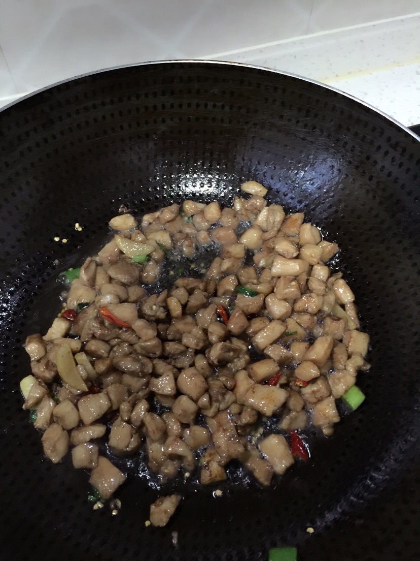 营养美味宫保鸡丁的做法图解4