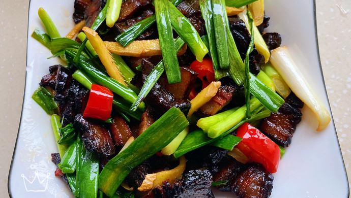 蒜苗炒酱五花肉（绍兴酱油肉）